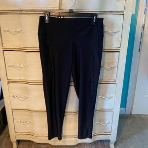 DONATING ON 11/18 | Bally 3/4 length leggings